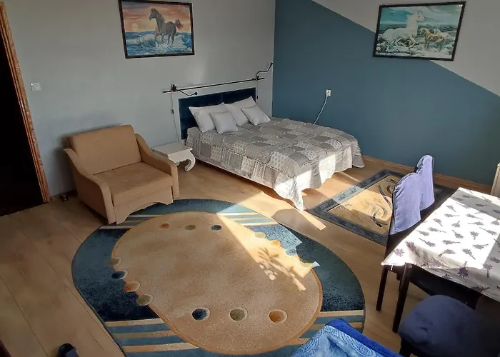 Fitosfera Inez 홈스테이 야스타르니아